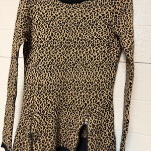 Source Unknown Black and Tan Knit Sweater